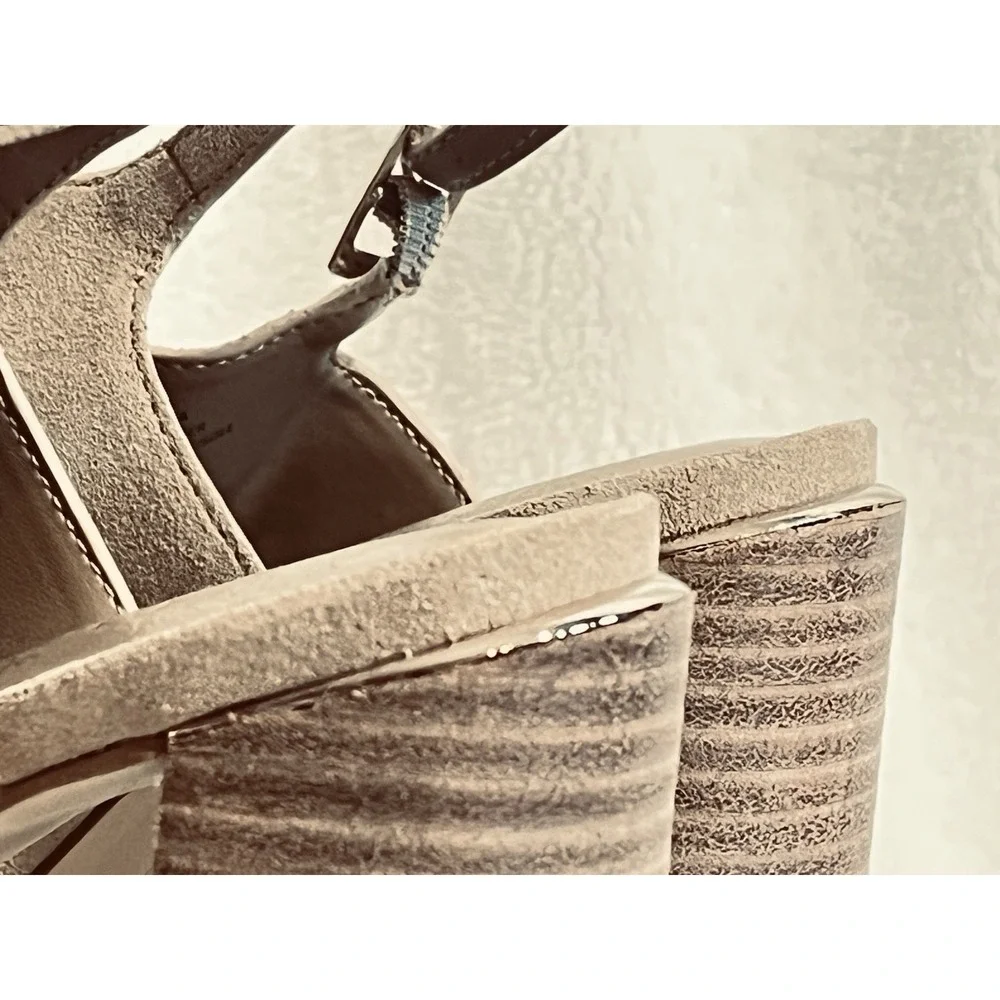 Vince Camuto Women's 8.5 Tan Leather Stiletto Heels Slip‑On Pumps NWOB - Picture 4 of 10